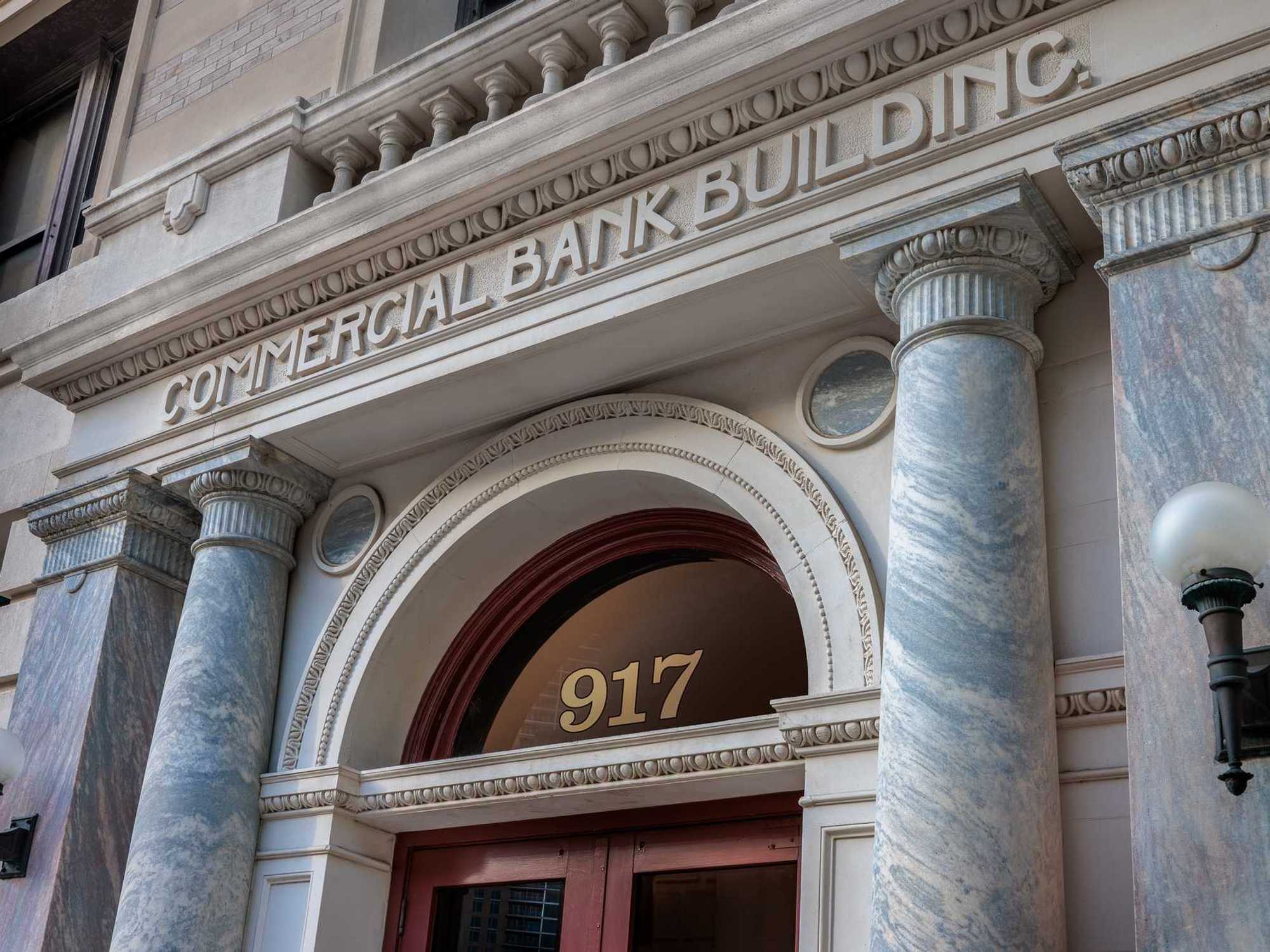Commercial Bank Building 917 Franklin
