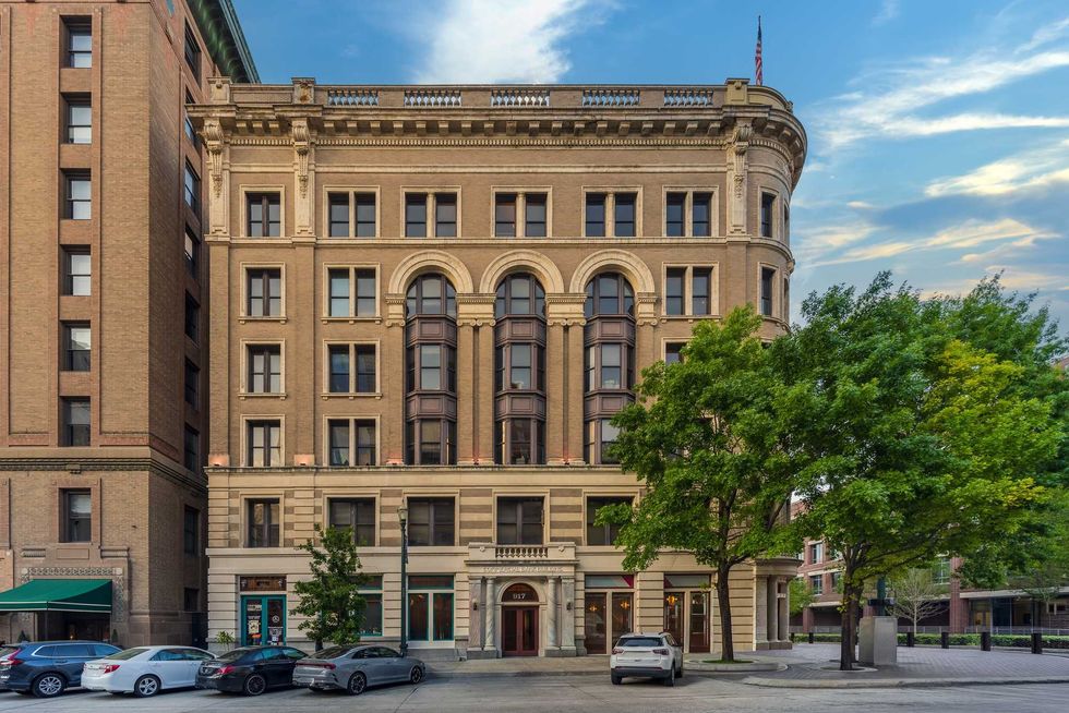 Commercial Bank Building 917 Franklin