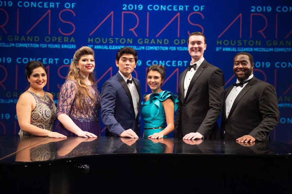 Concert of Arias: Yunuet Laguna, Katherine DeYoung, William Guanbo Su, Elena Villal\u00f3n, William Meinert, Nicholas Newton