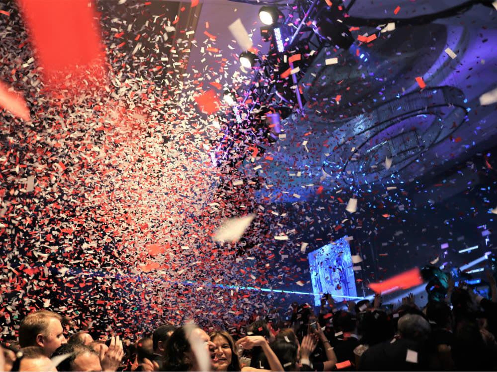 confetti shot Pitbull Children's Charity Gala