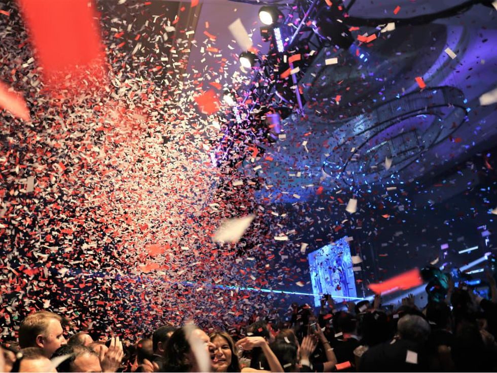 confetti shot Pitbull Children's Charity Gala