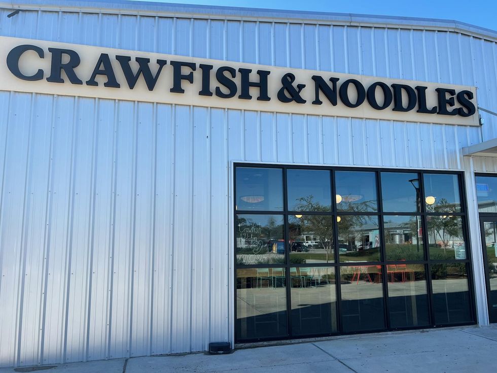 Crawfish & Noodles farmers market exterior