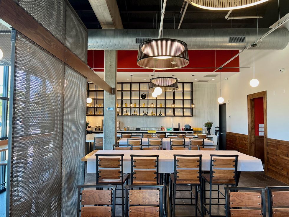 Crawfish & Noodles farmers market interior