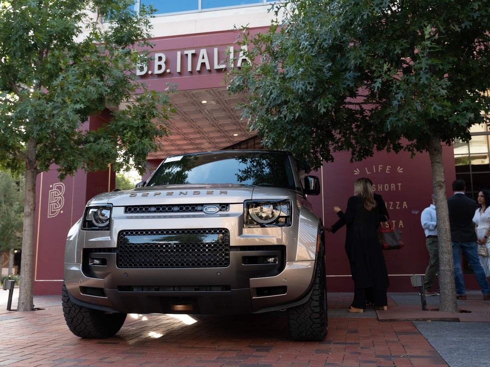 CultureMap Tasting Table B.B. Italia Land Rover Southwest