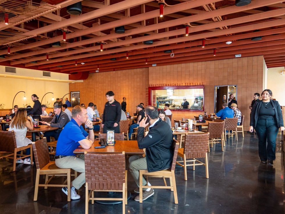 Cyclone Anaya's River Oaks dining room