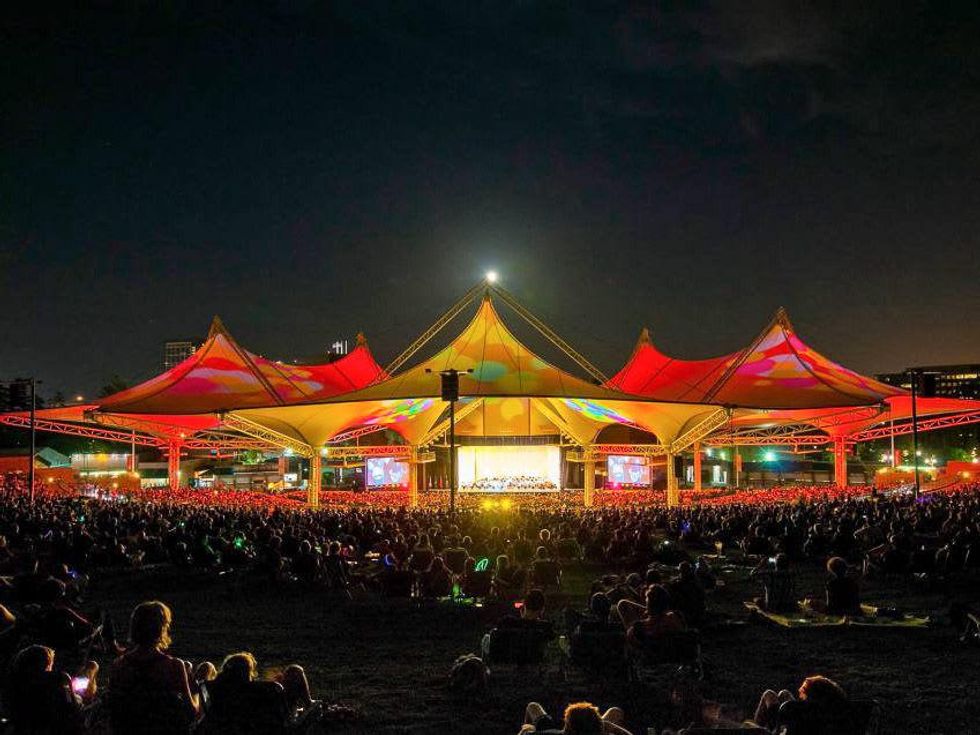 Cynthia Woods Mitchell Pavilion, concert, night, crowd