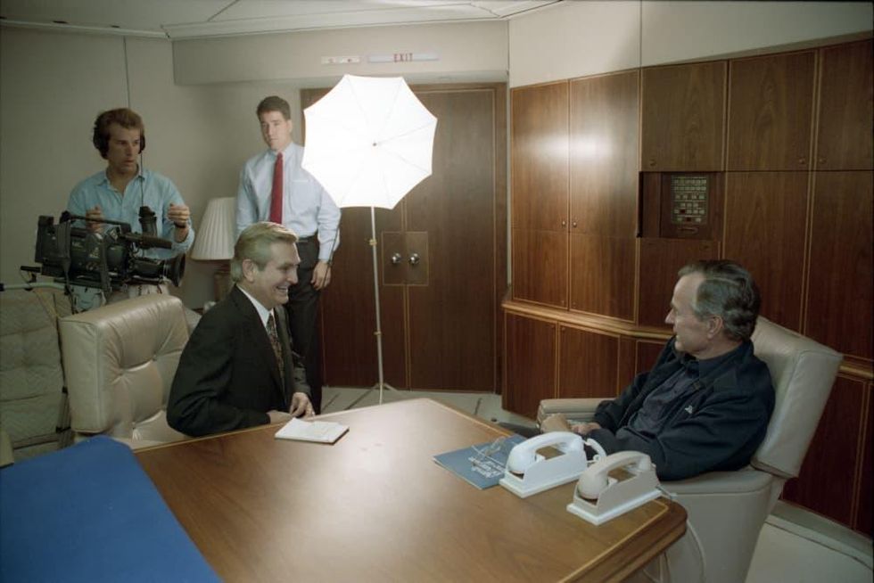 Dave Ward interviewing President George H.W. Bush on Air Force One