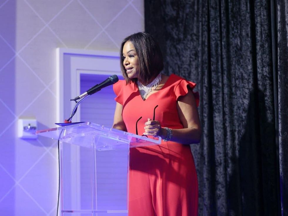 Deborah Duncan at podium