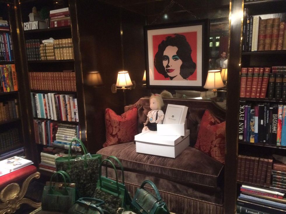 Dee Ocleppo and Tommy Hilfiger apartment with Elizabeth Taylor portrait