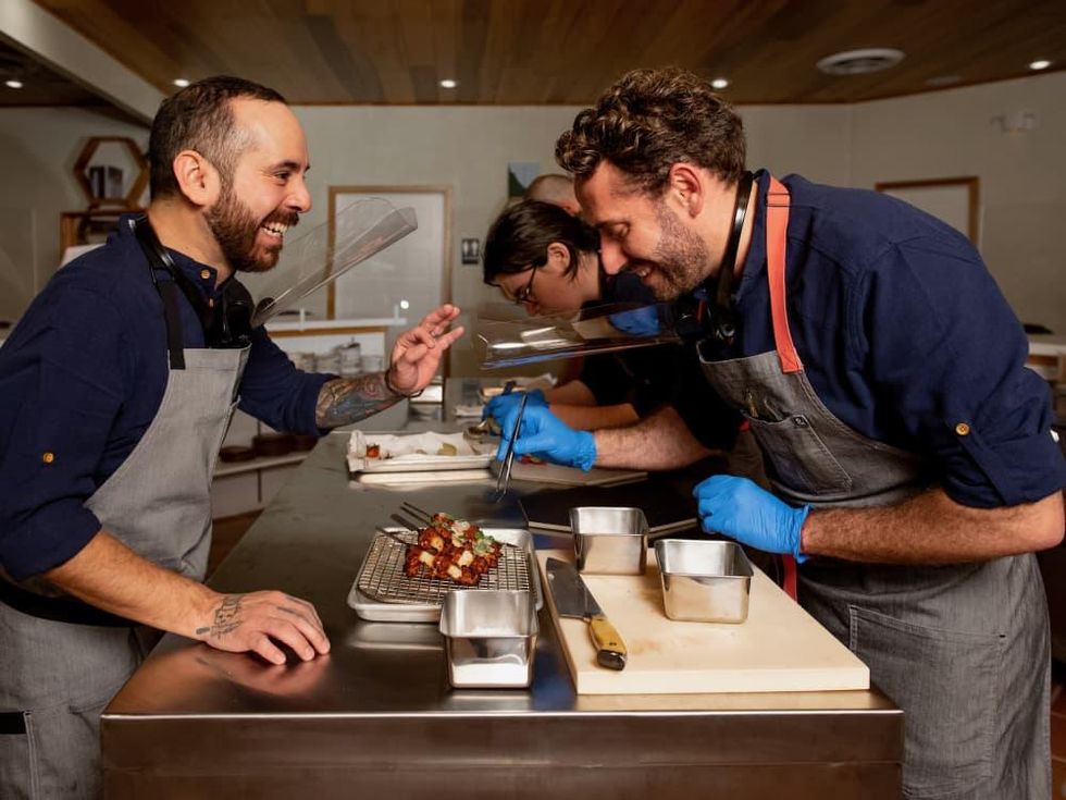 Degust Brandon Silva Javier Beccera