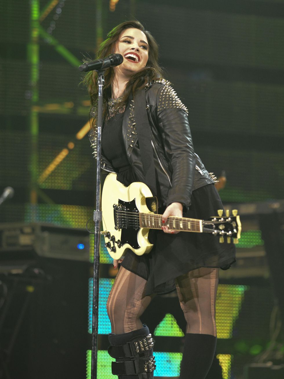 Demi Lovato guitar