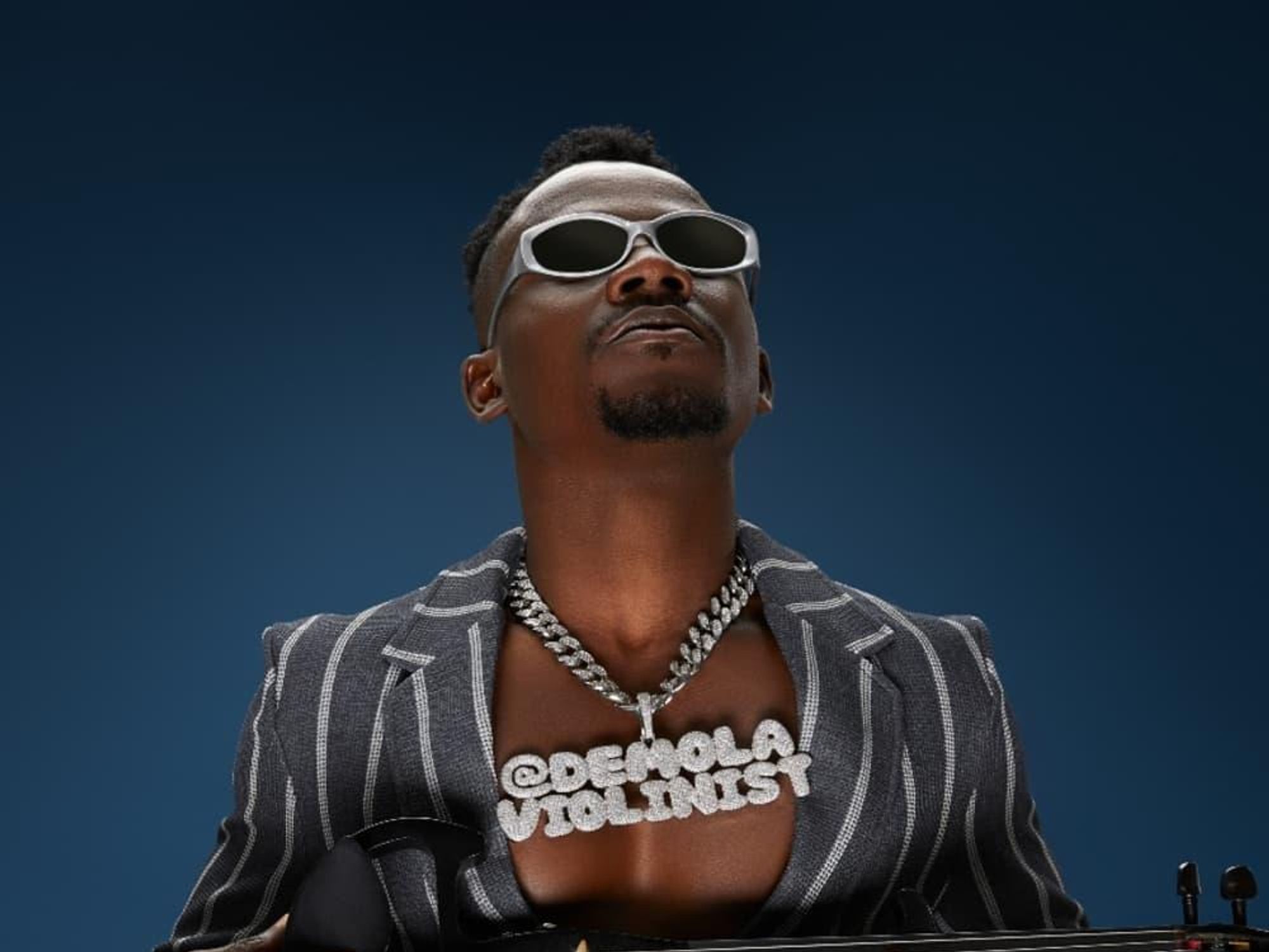 Demola the Violinist