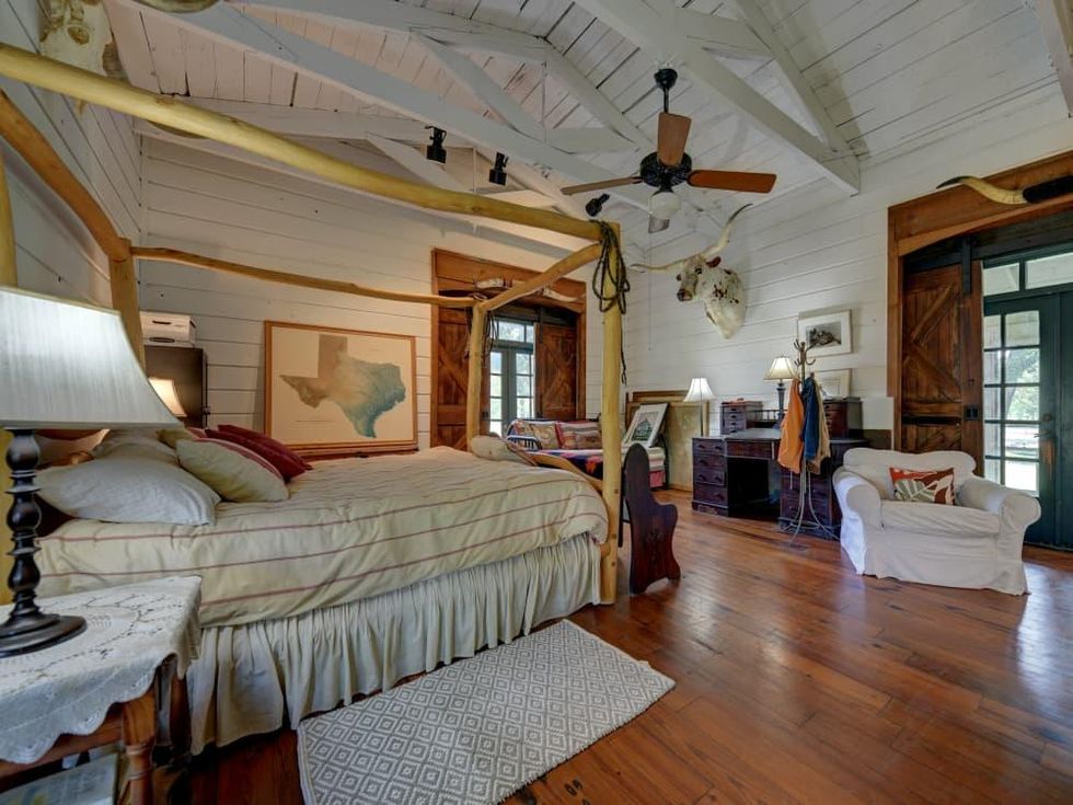 Dick DeGuerin ranch Burton for sale