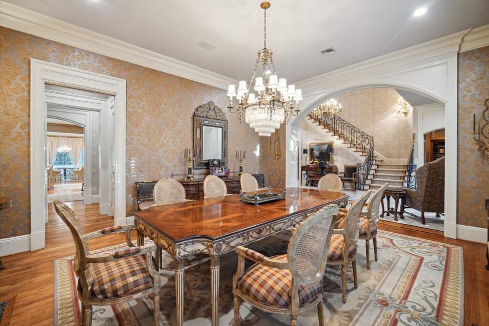 Dining room of 412 Timberwilde Lane