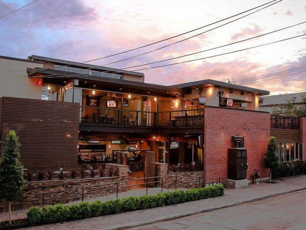 Dogwood Houston, bar, patio, dusk