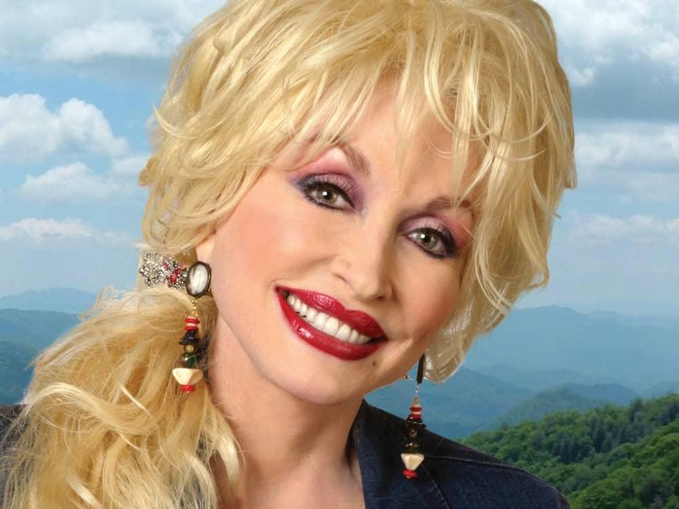 Dolly Parton headshot
