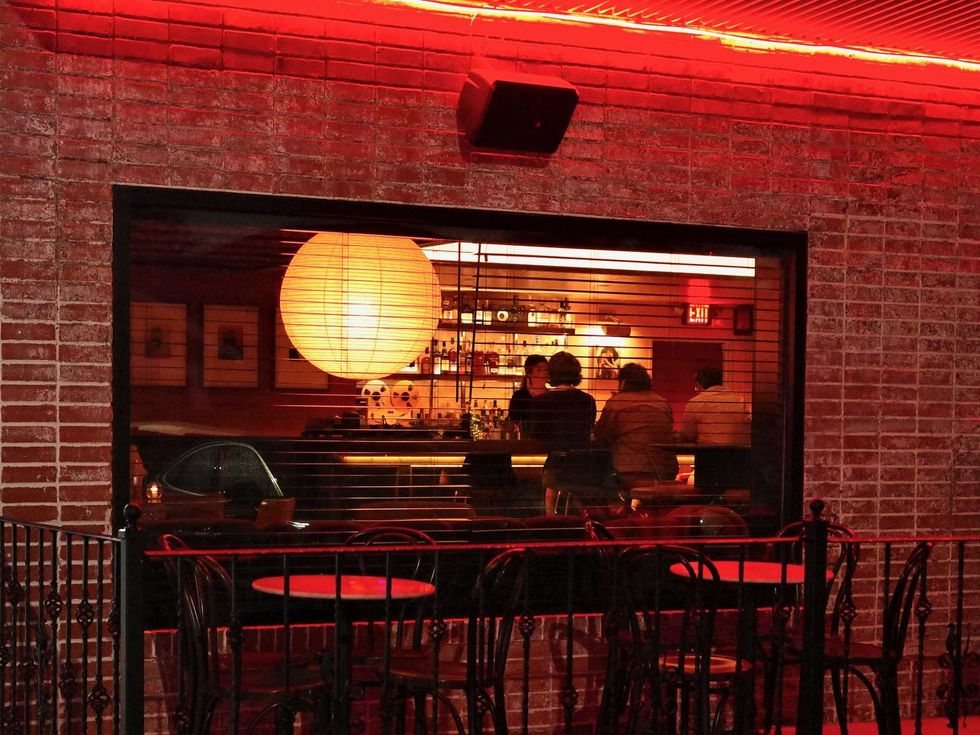 Donna's cocktail bar exterior