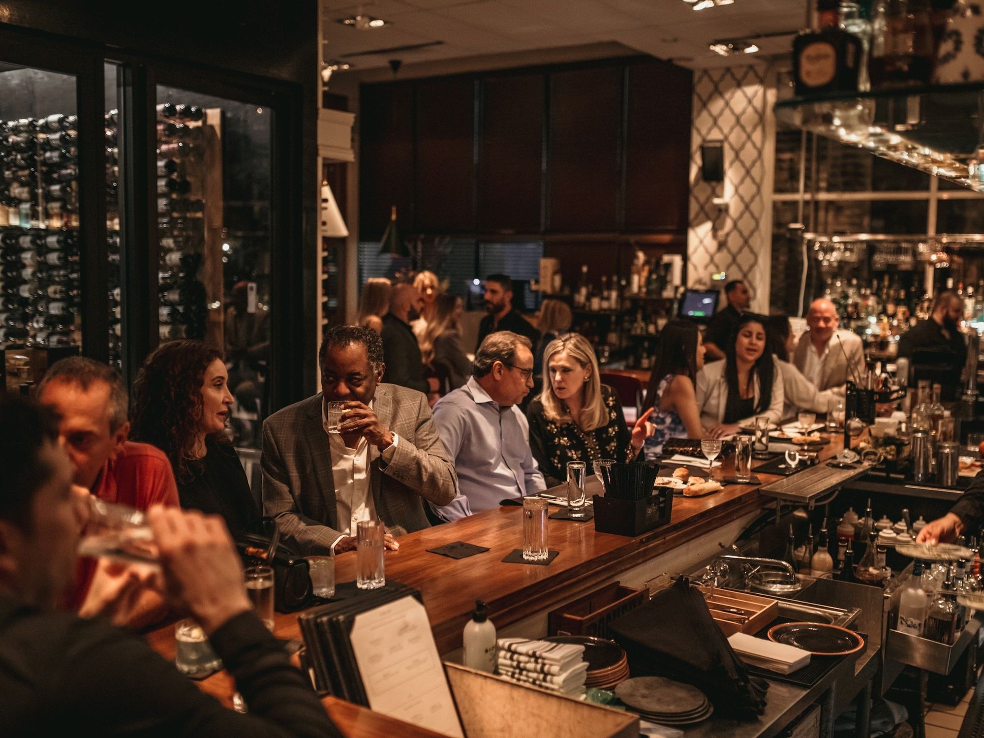Doris Metropolitan bar interior