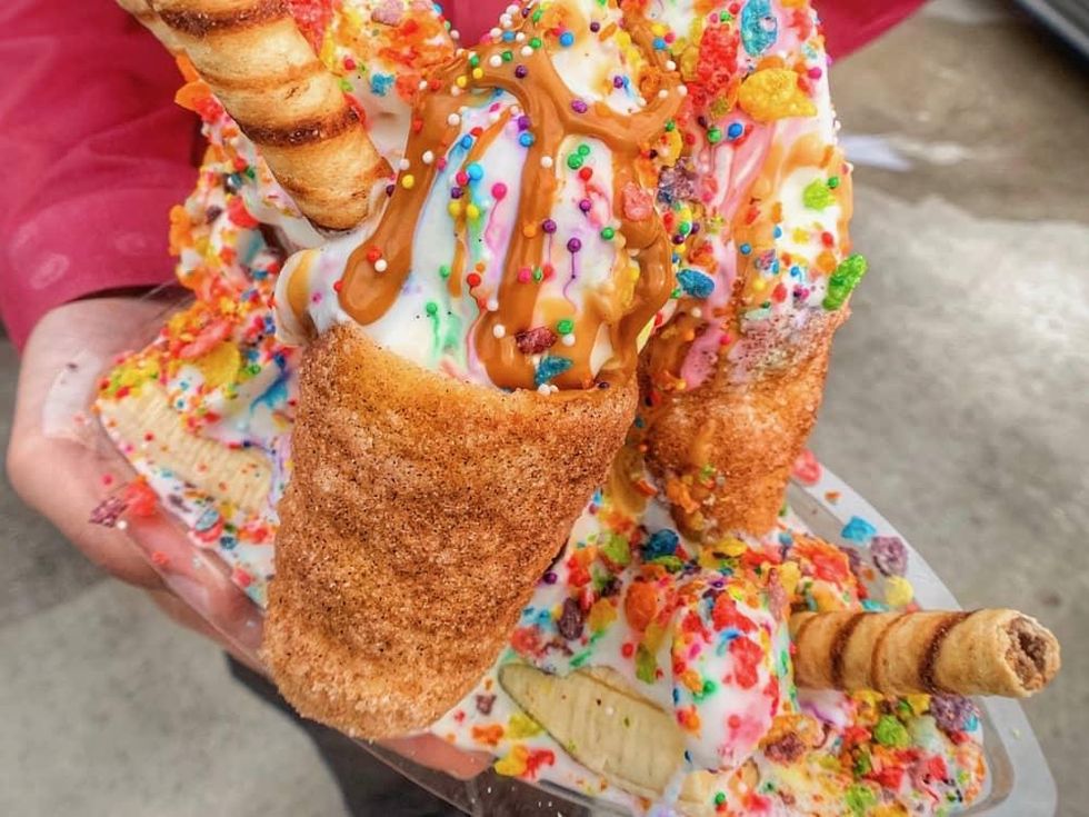 DoughCone banana split