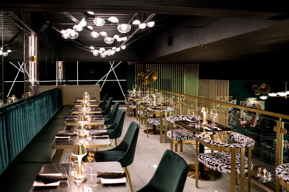 Doves restaurant interior