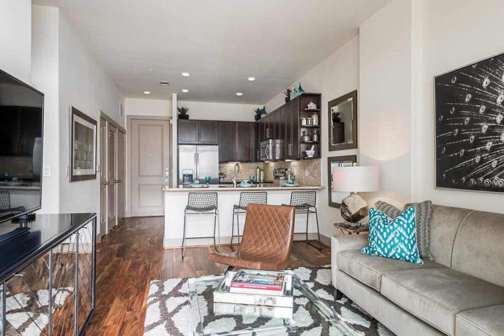 Downtown home tour Block 334