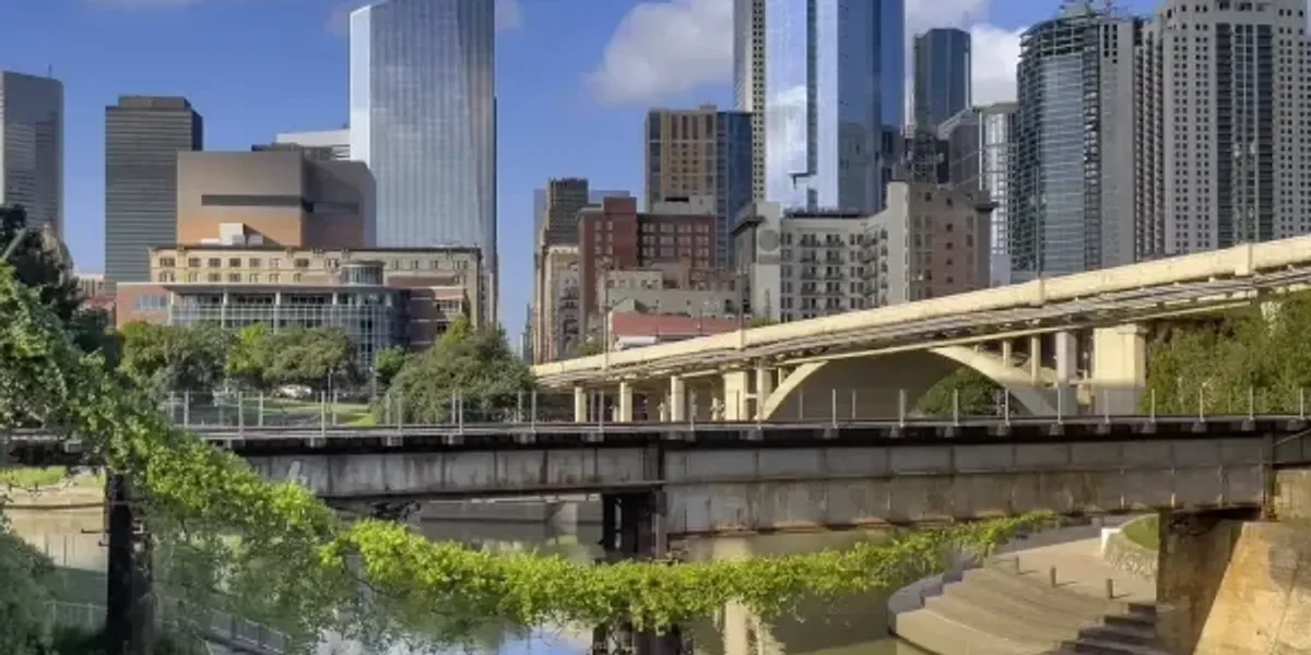 Houston maintains its top 3 position in the ranking of cities that best attract business