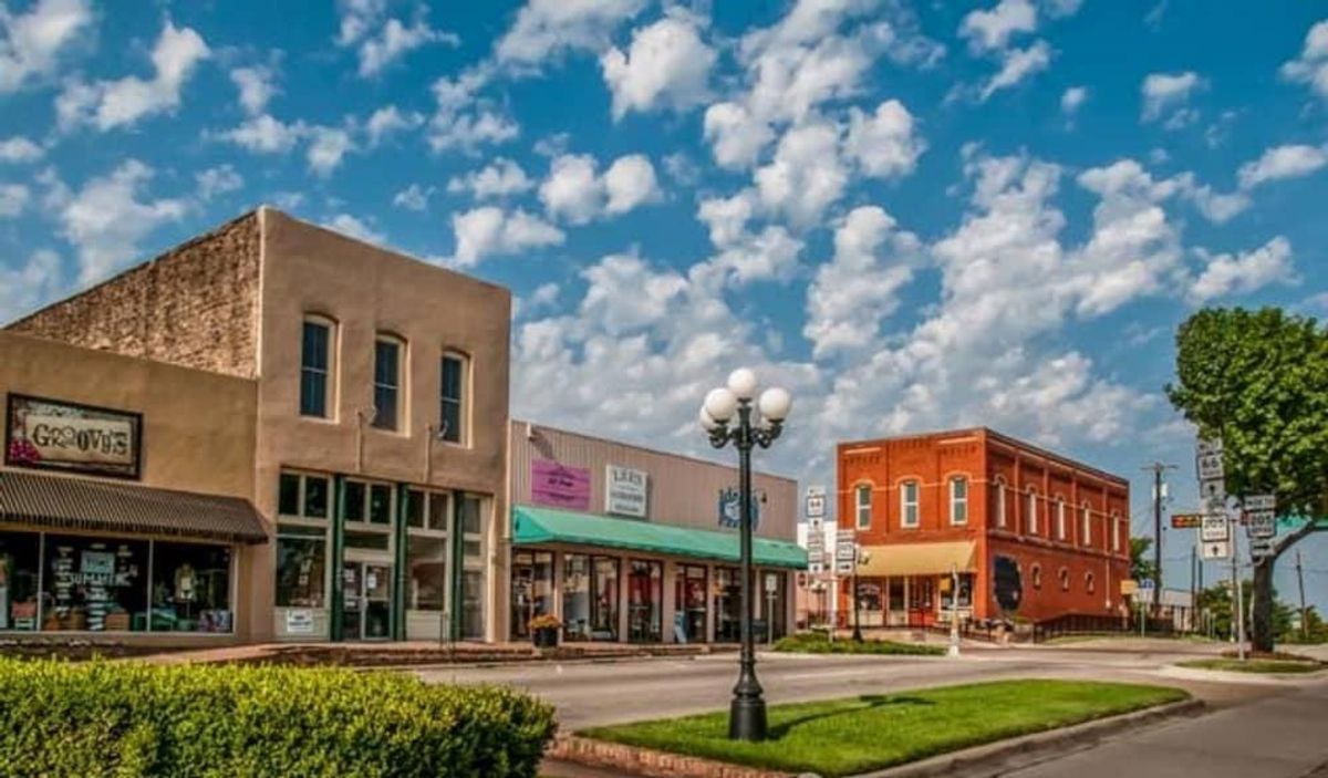 Rockwall's charming and historic downtown is home to shops, restaurants ...