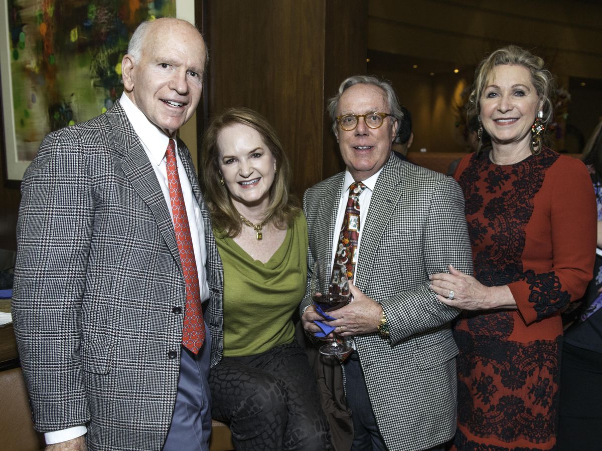 Dr. Barney and Sandy Barrett, left, with Mike and Carol Linn ...