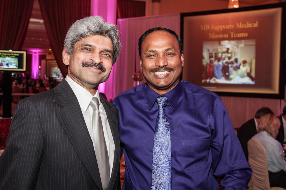 Dr. Jitendra Kikani, left, and Nadeem Anwar at the Medical Bridges Gala September 2014