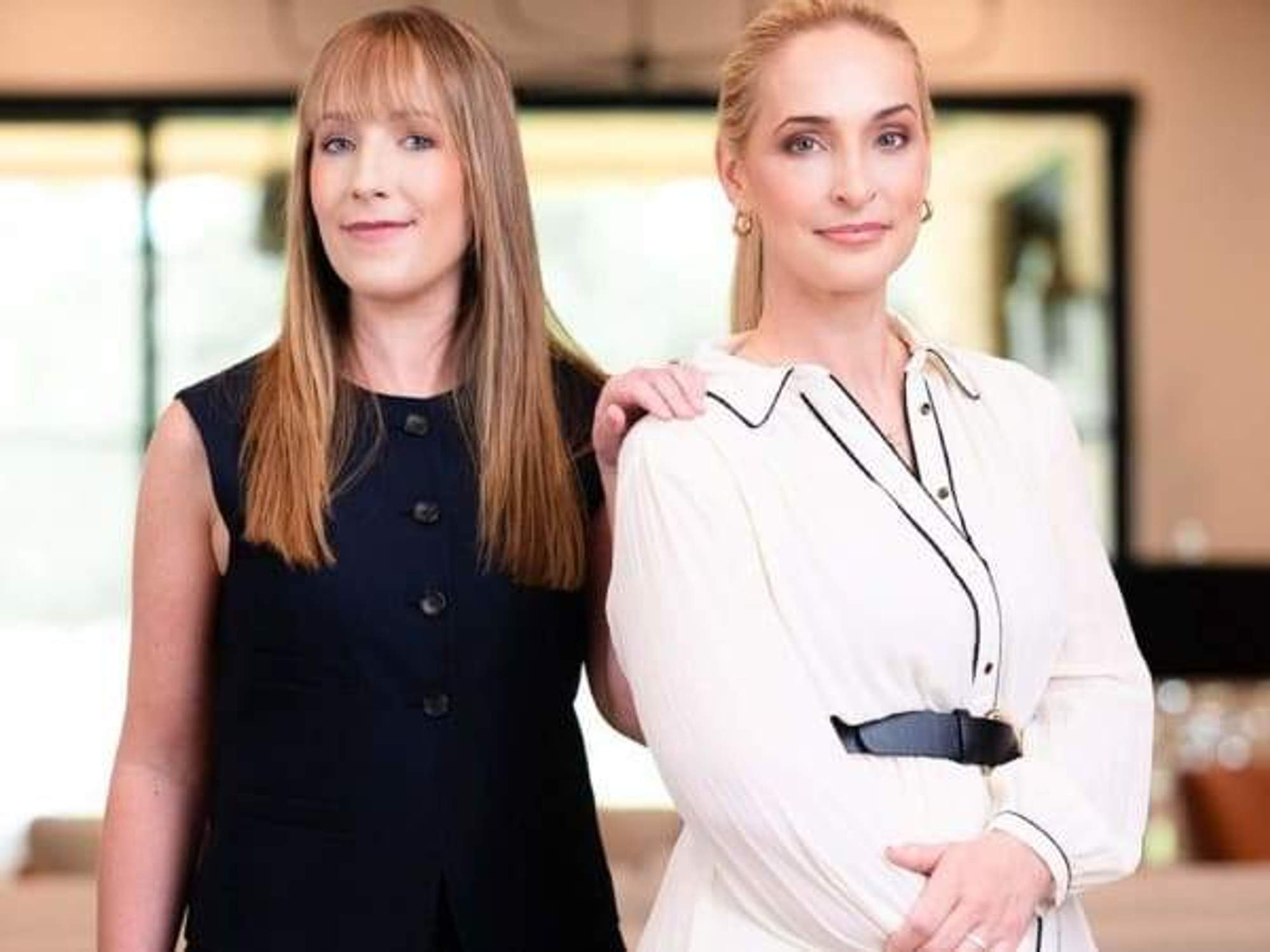 Dr. Lauren Wadsworth and Dr. Elizabeth McIngvale pose.