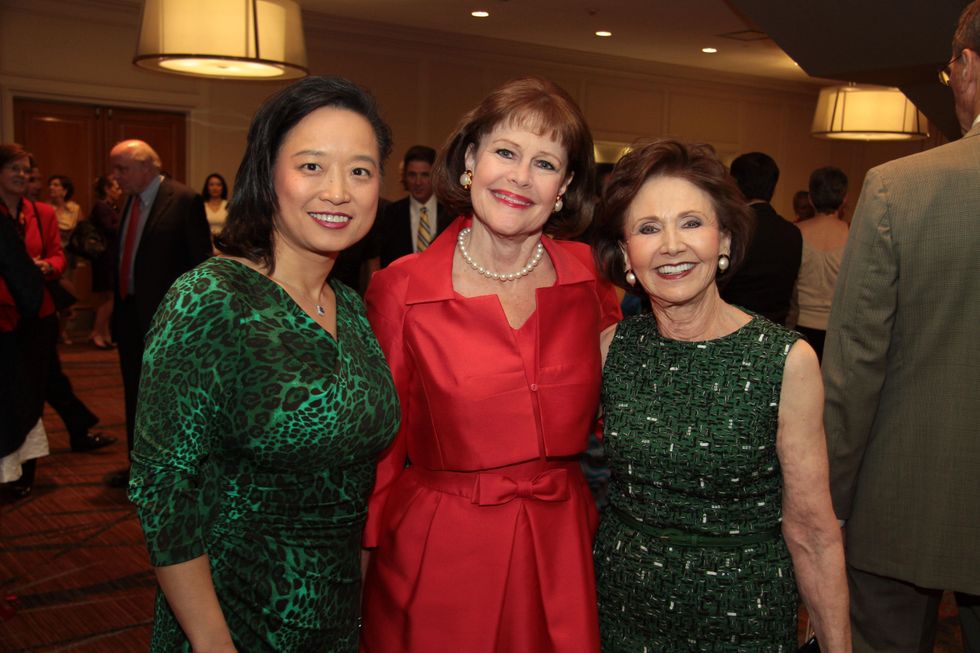 Dr. Lynda Chin, from left, Debbie Gibson and Cyvia Wolff at the Houston Living Legend fundraiser dinner May 2014