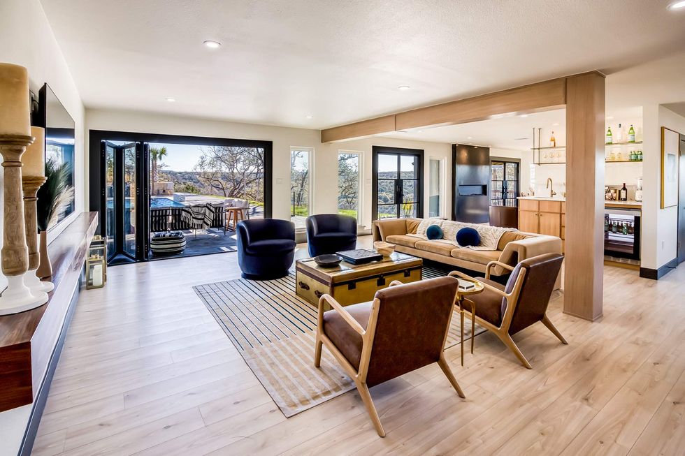 Dripping Springs Social, Vrbo Vacation Rentals of the Year 2025, home interior