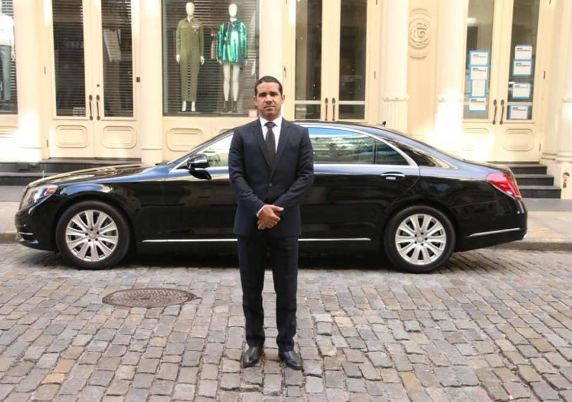 drvn car service limousine luxury rides