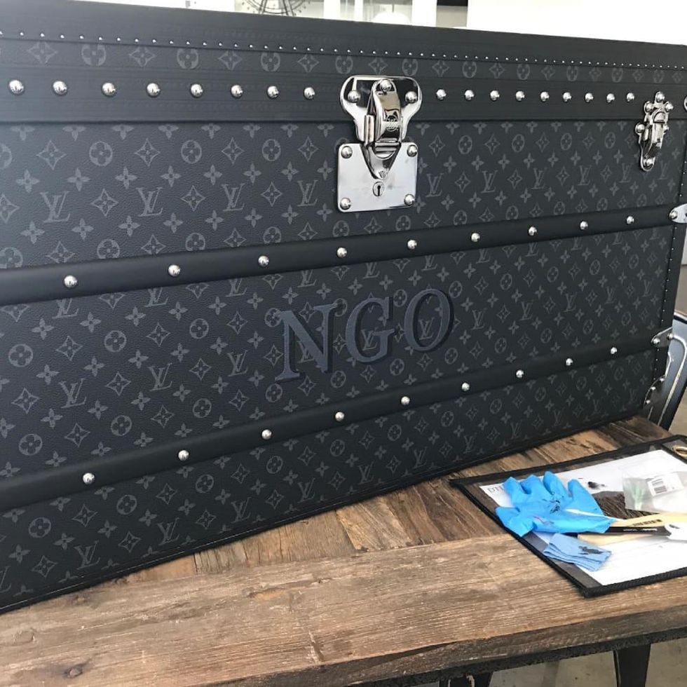 How to Customize Your Own LV Trunk! Pick Your Artist, Timeline