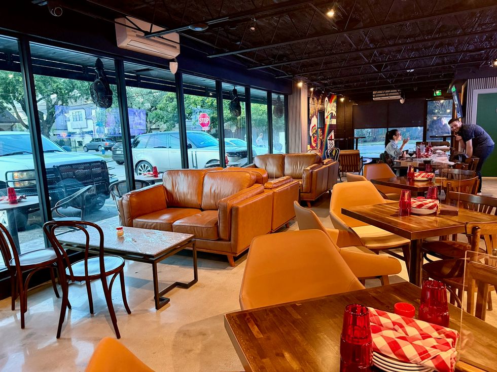 Ducky's Pizza Tavern