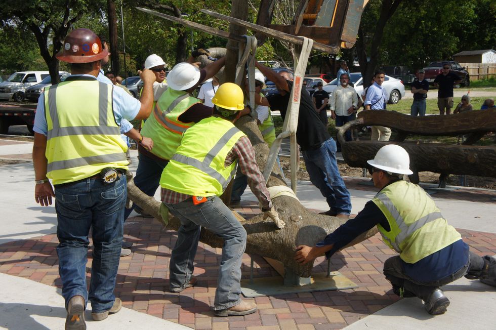 East End Navigation Boulevard esplanade