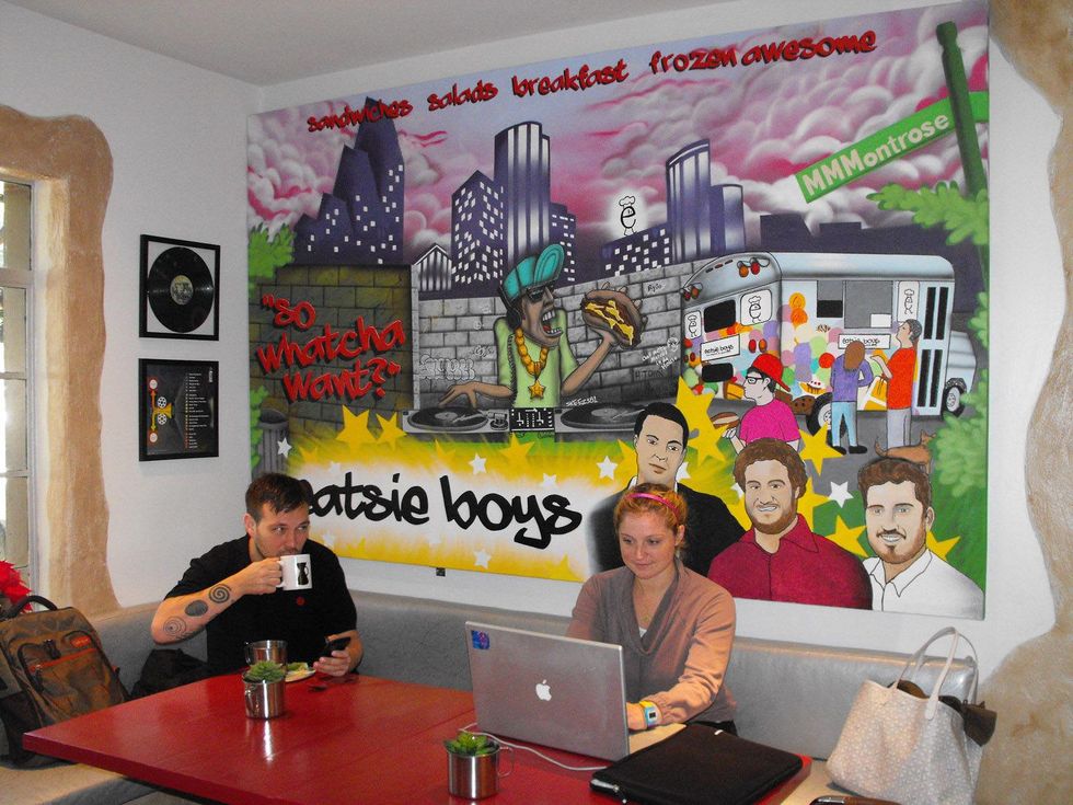 Eatsie Boys Cafe, December 2012, mural