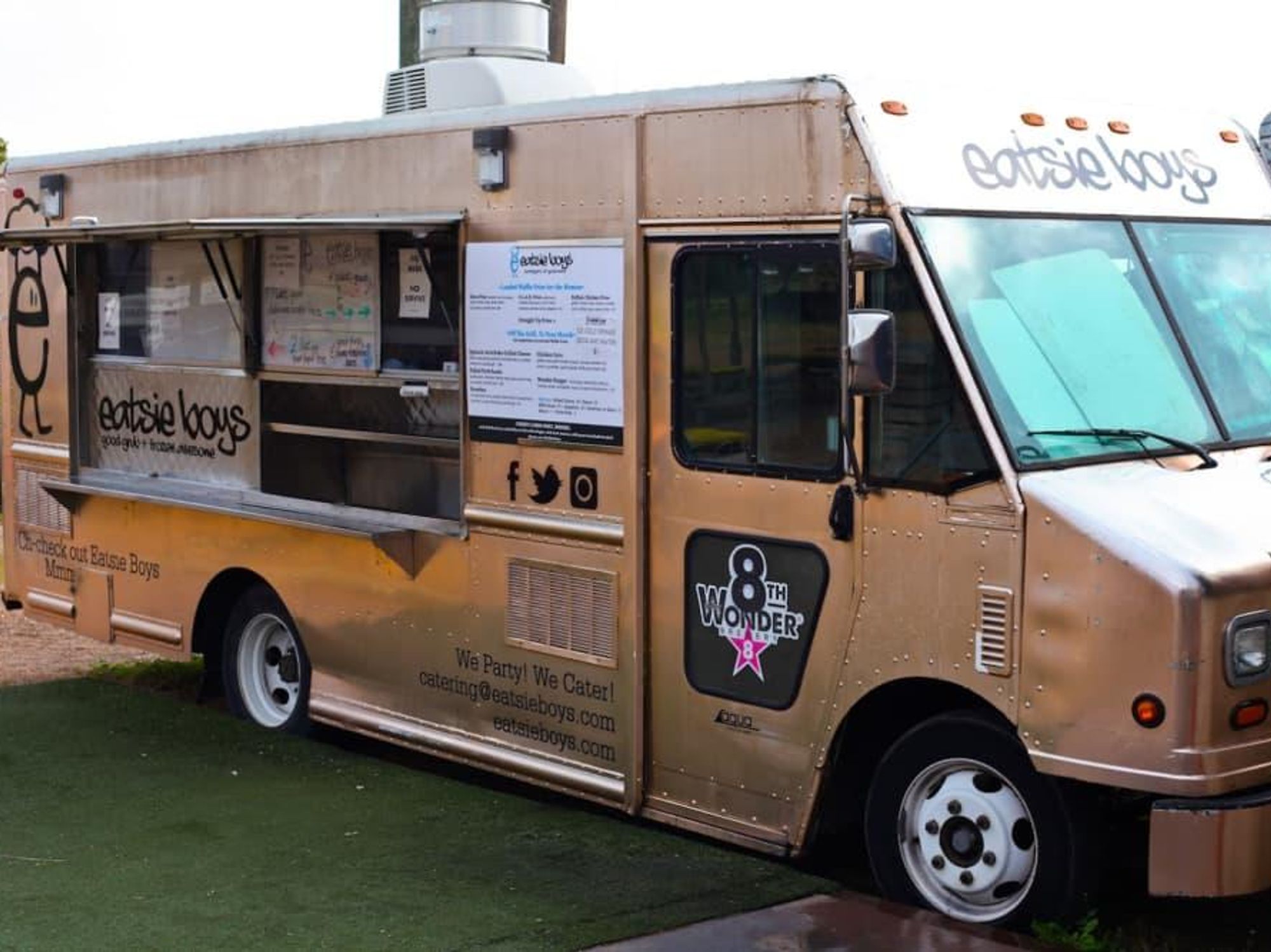 Eatsie Boys food truck