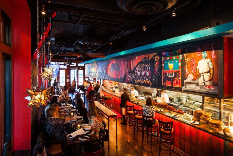 El Big Bad interior with crowd