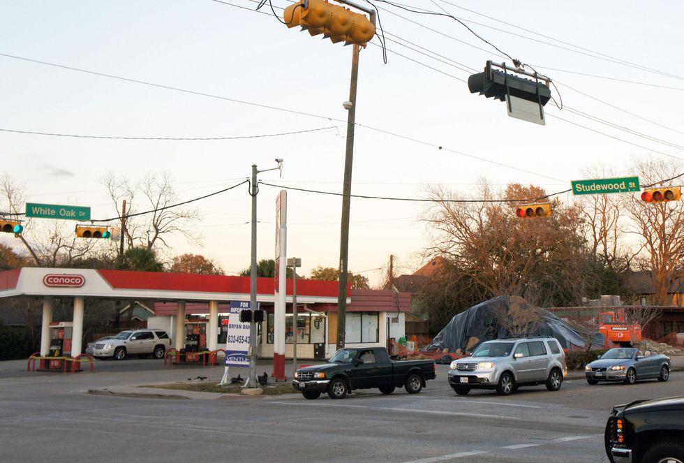 El Camino, Ken Bridge, Pink's Pizza, Delicious Concepts