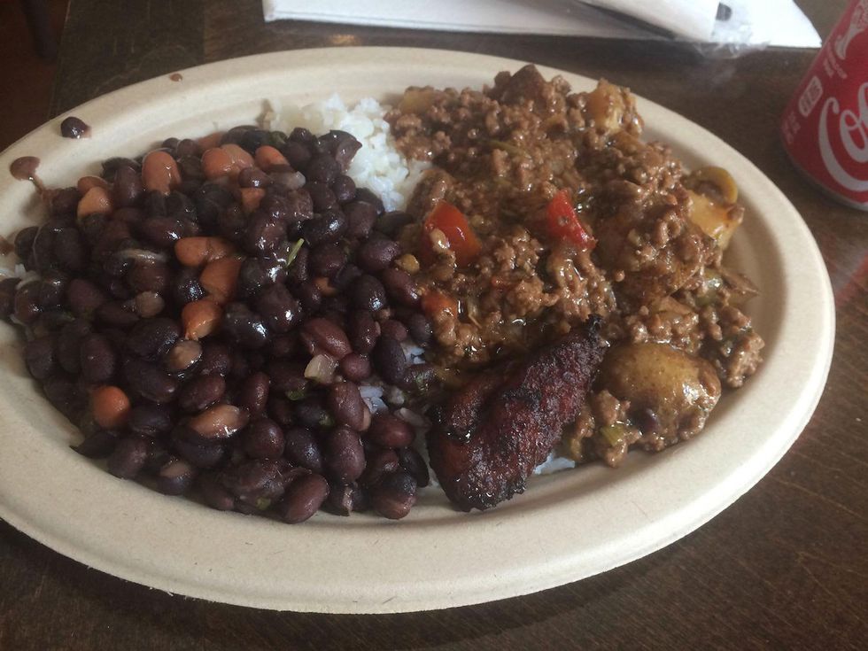El Gallo Rojo meat and beans