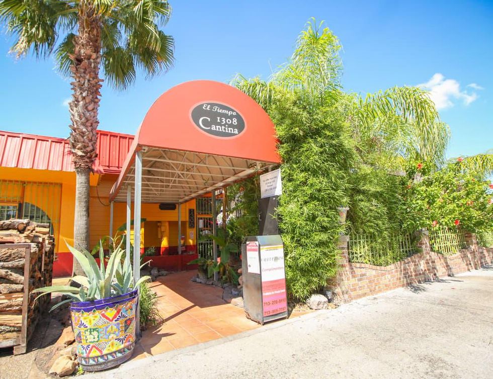 El Tiempo 1308 Cantina Montrose
