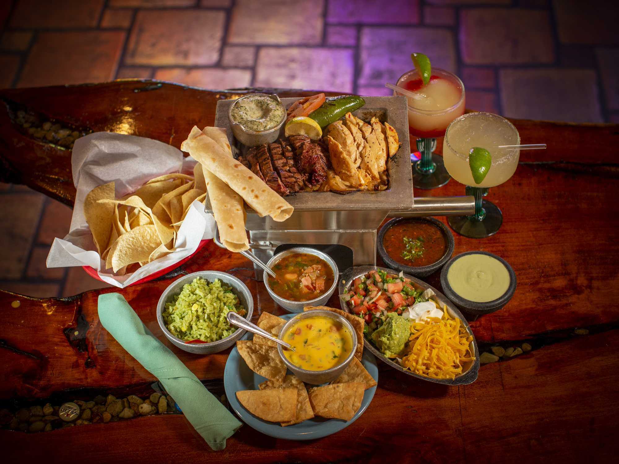 El Tiempo Cantina Post Houston