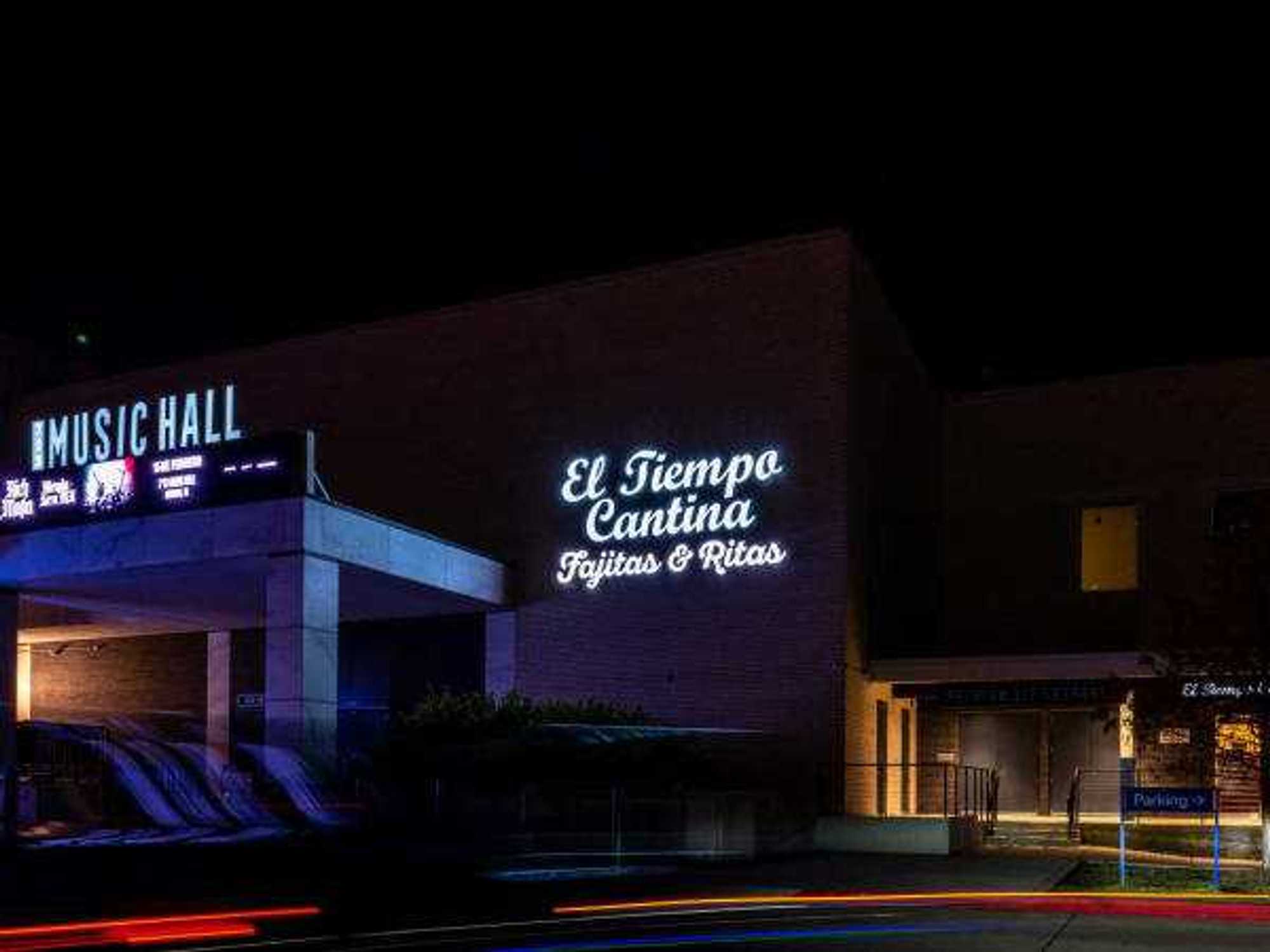 El Tiempo Cantina Post Houston