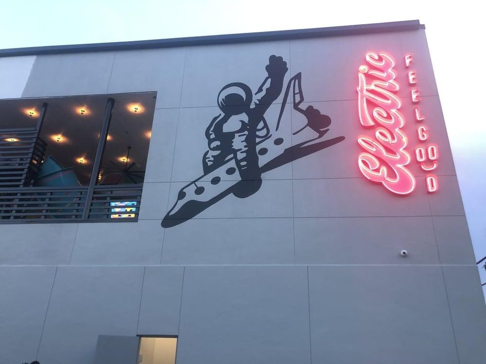 Electric FeelGood exterior