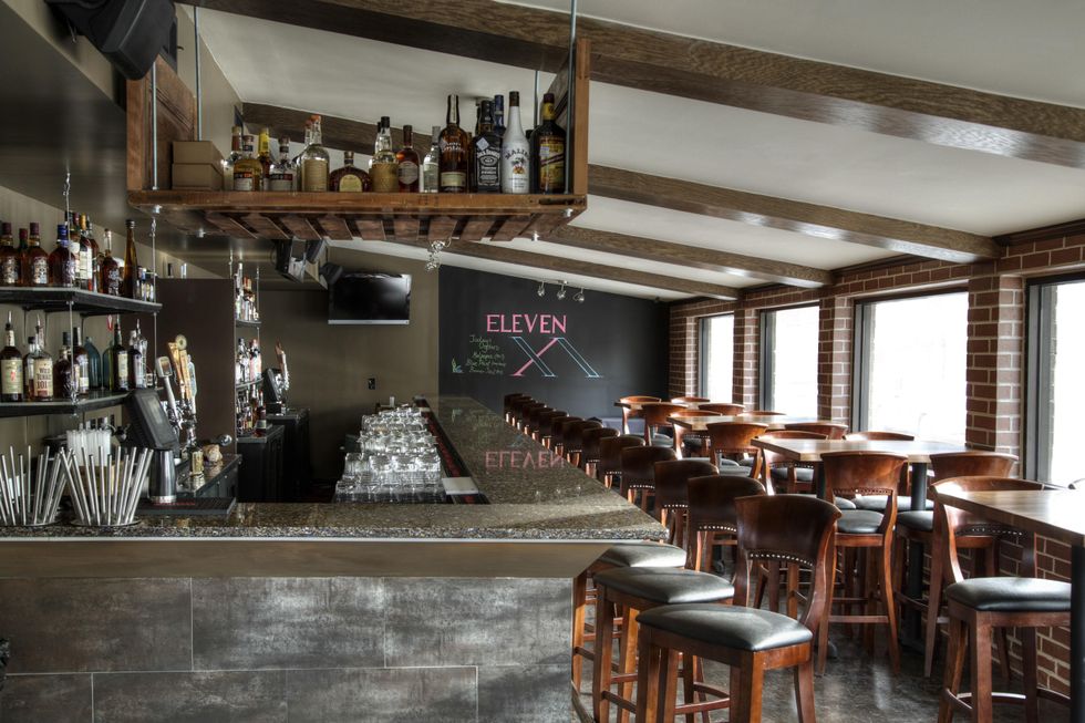 Eleven XI bar Houston April 2013 bar interior