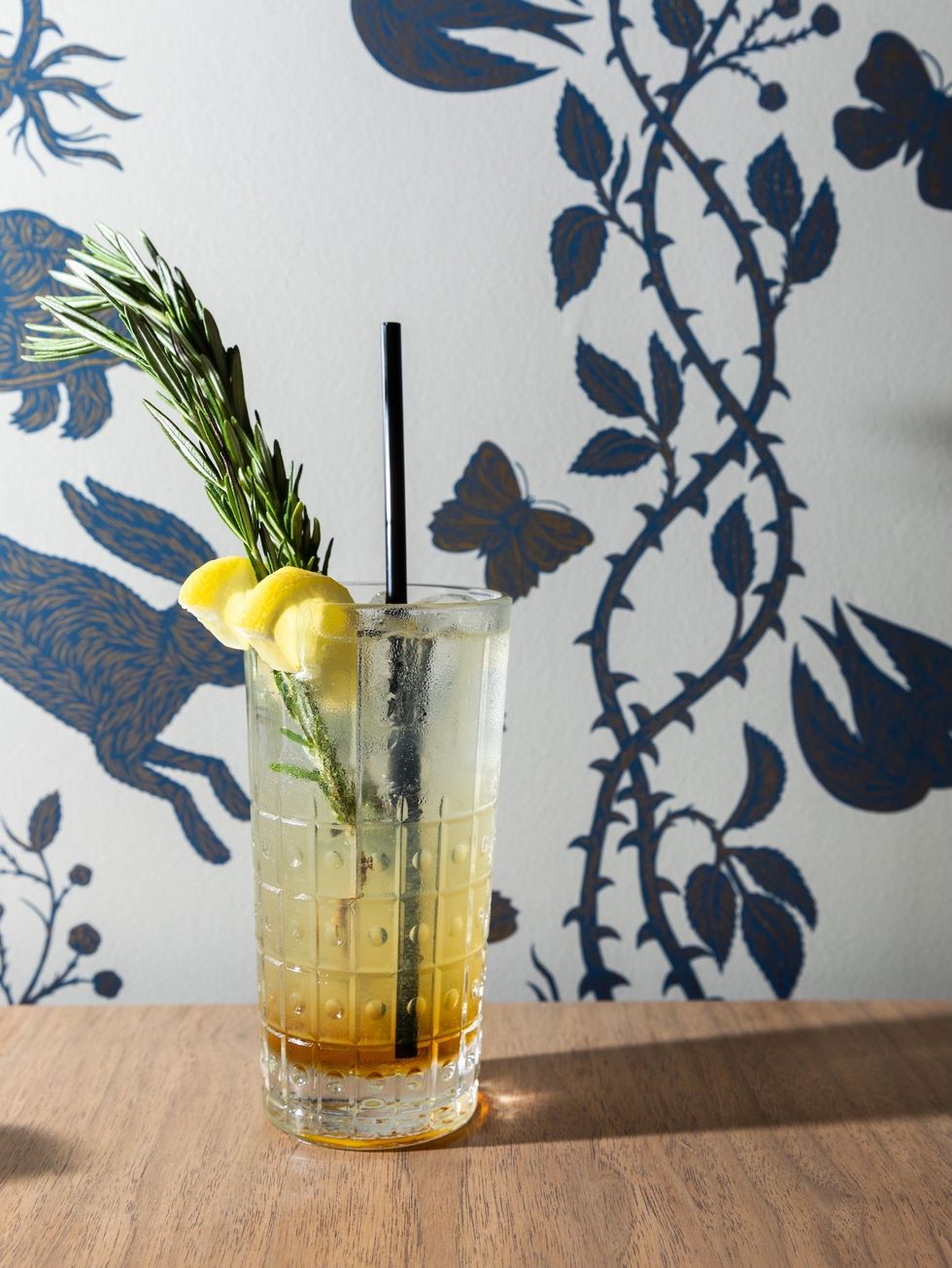 ElRo restaurant cocktail