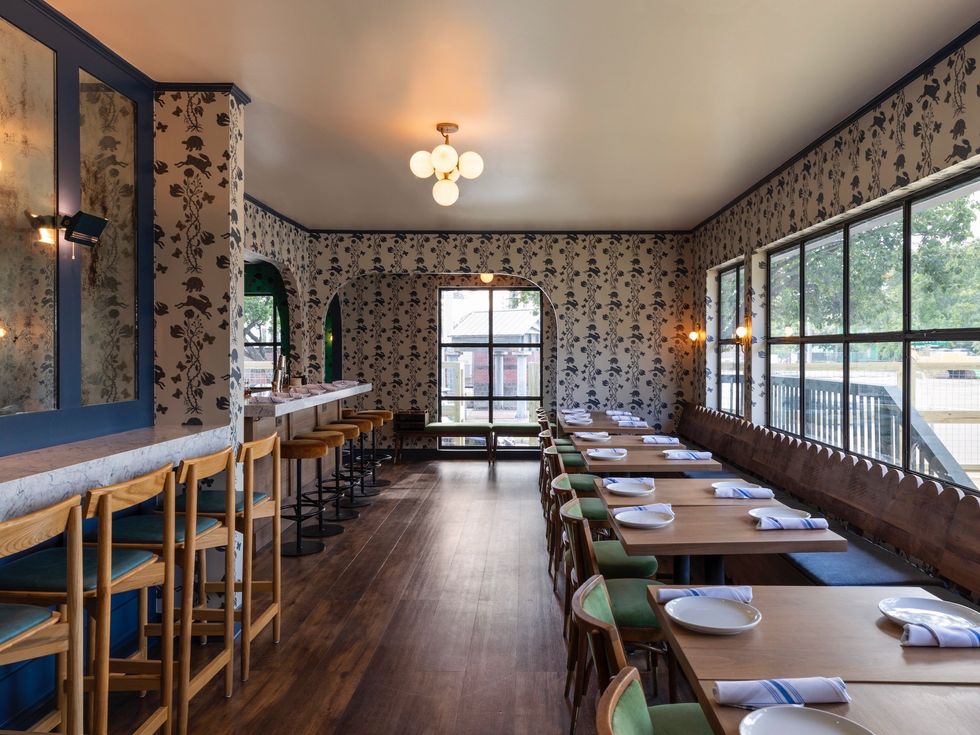 ElRo restaurant dining room