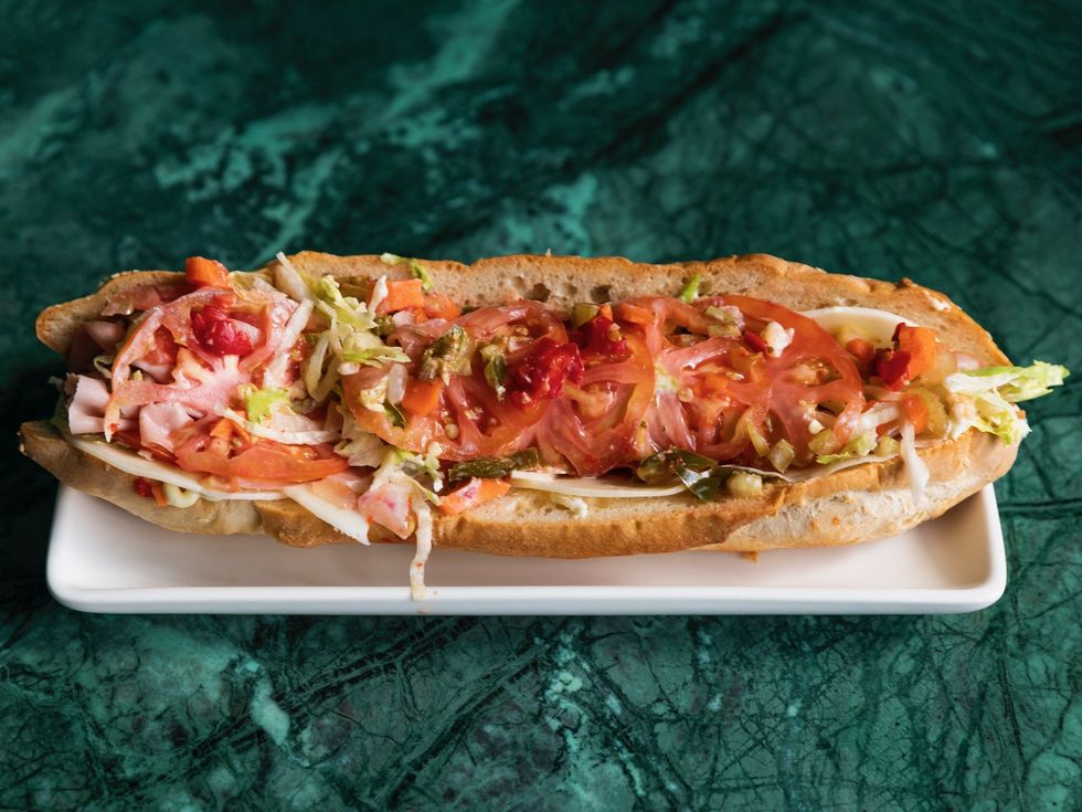 ElRo restaurant sandwich