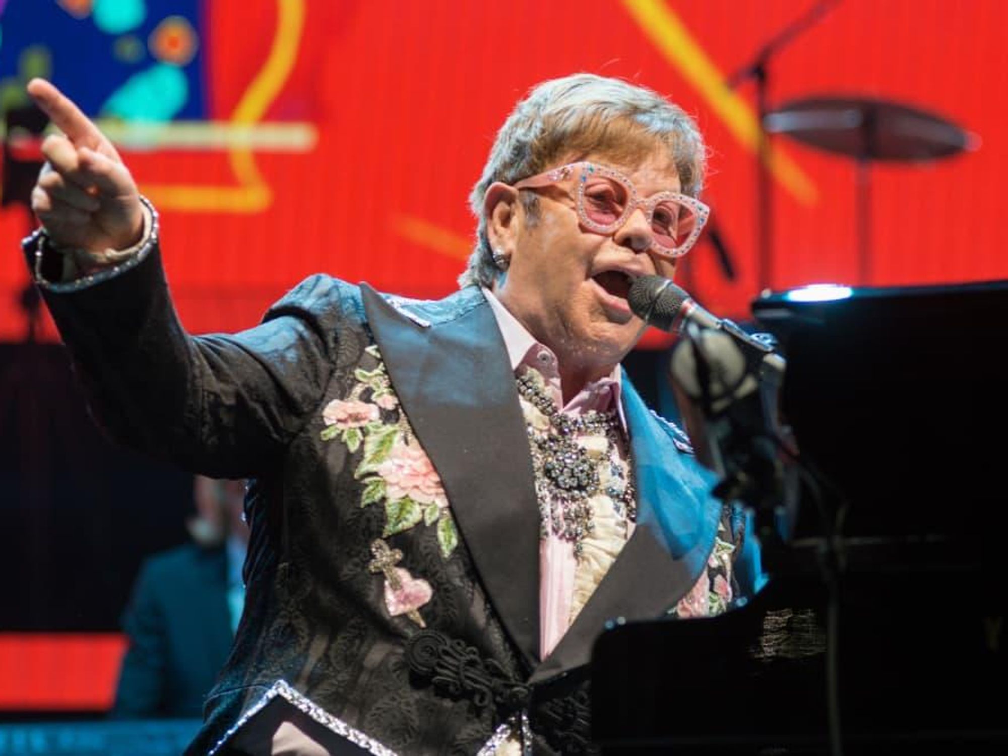 Elton John - Houston Toyota Center - Farewell Yellow Brick